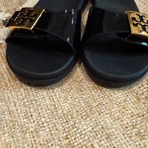 Tory Burch Buckle Slide Sandals size 7 EUC Perfect Black/Gold - Picture 5 of 5